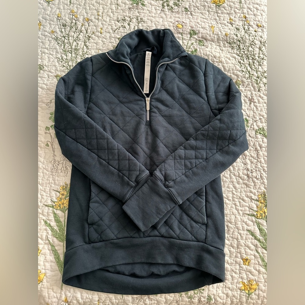 Lululemon Pullover